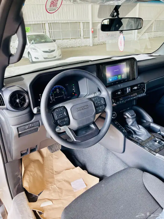 تويوتا - برادو دبل 2025 - بنزين 19