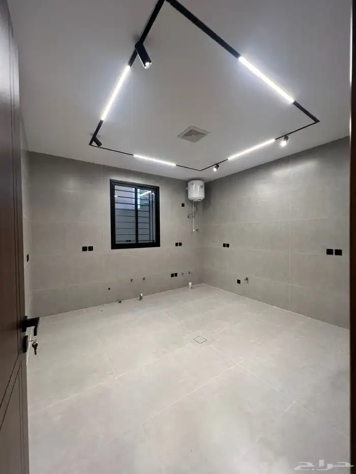 للتمليك شقق علوية فخمة vip بحي الراقي شرق خميس مشيط 6