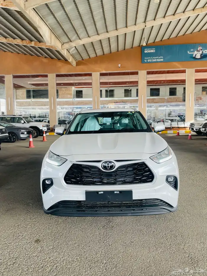 تويوتا هايلاندر - GLE - 2025 - دبل 1