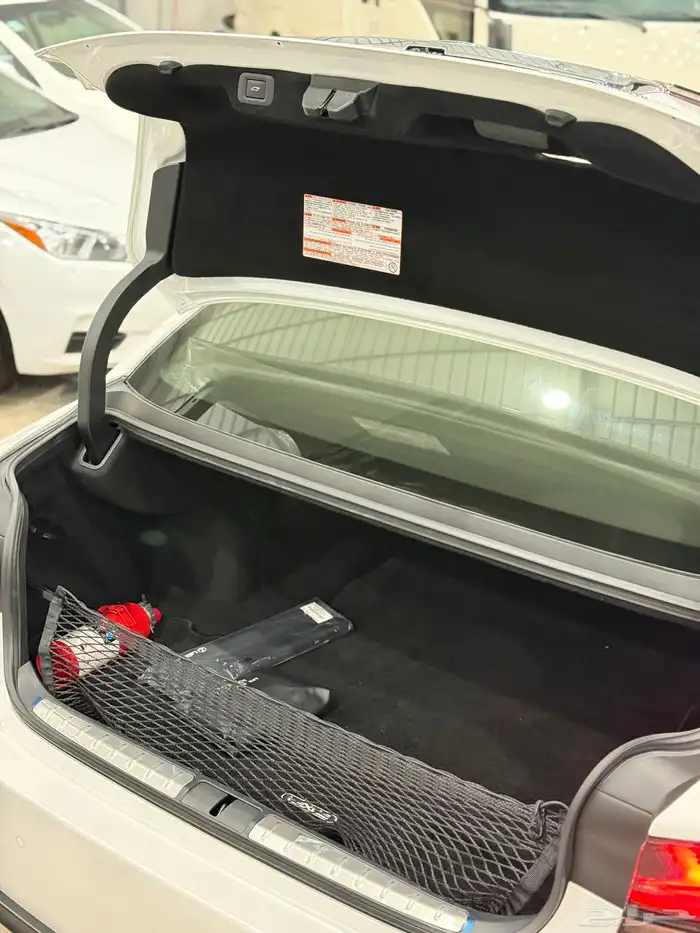 لكزس LS500 2024 Lexus عداد 10 الاف مالك واحد 32