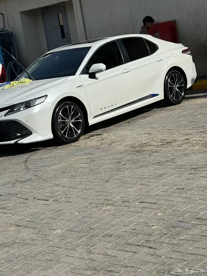 للبيع كامري 2020 هايبرد 1