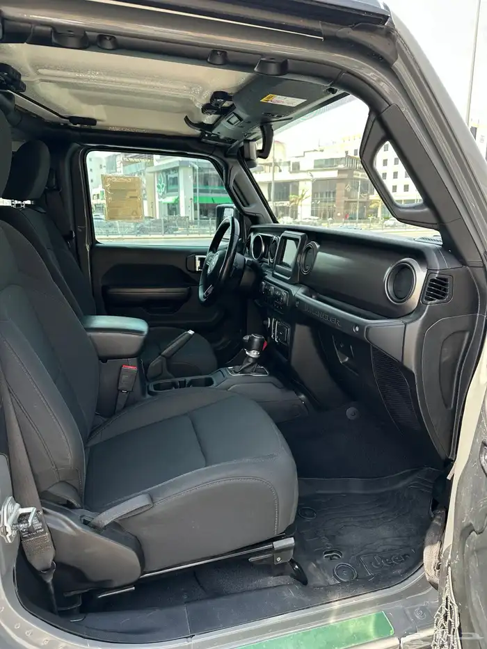 للبيع جيب رانقلر 2020 سبورت ممشاء 94 الف الطايف 14