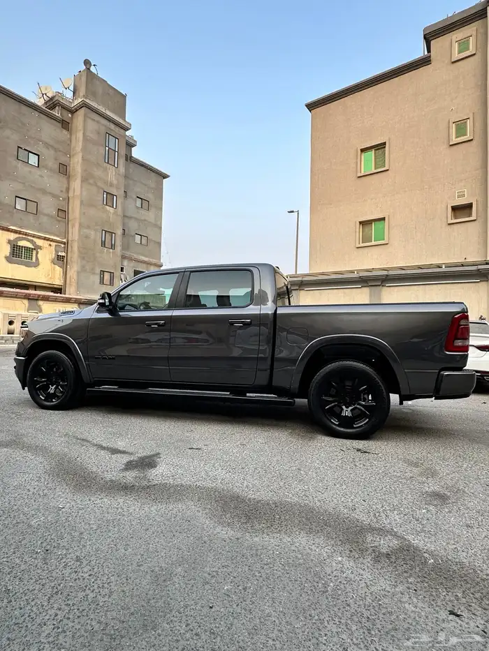 للبيع دوج رام 1500 9