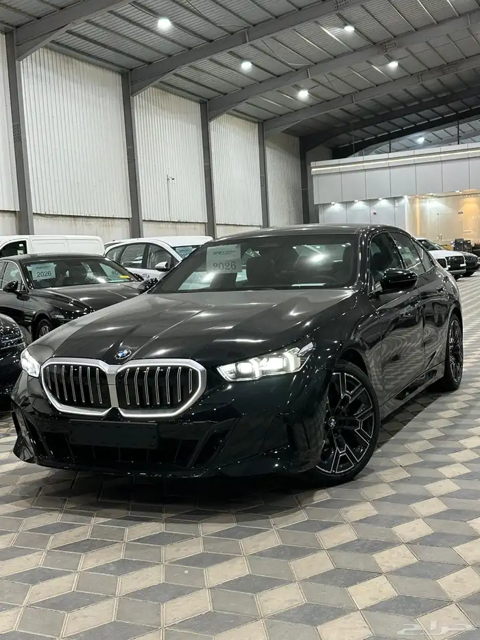 البيع بي ام دبيلو موديل 2026 حجم 520فل كامل 4