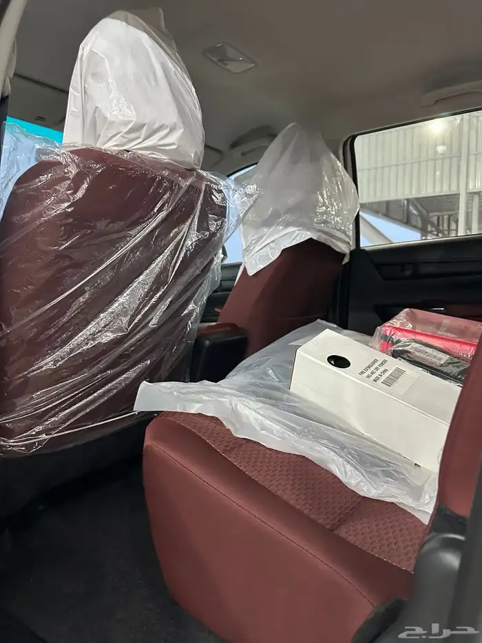 هايلوكس غمارتين بنزين اتوماتيك طيس GLX موديل 2026 15