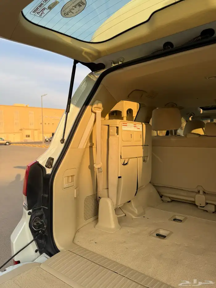 لاندكروزر 2017 رقم (( 3)) عدد الملاك ((2)) 43