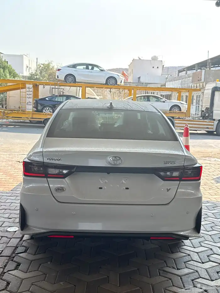 تايوتا يارس y2026 4
