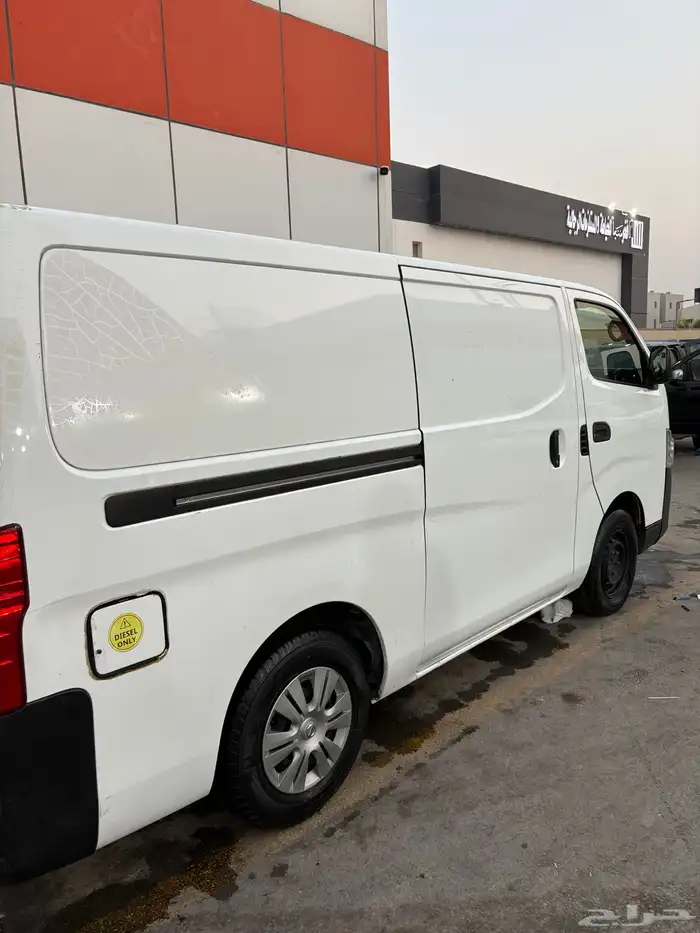 باص بضاعة اورفان نيسان للبيع 2