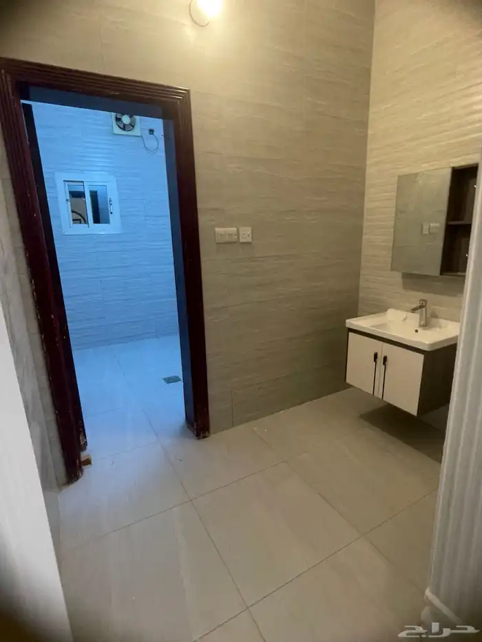 شقة 5 غرف مدخل مستقل - الليث 14