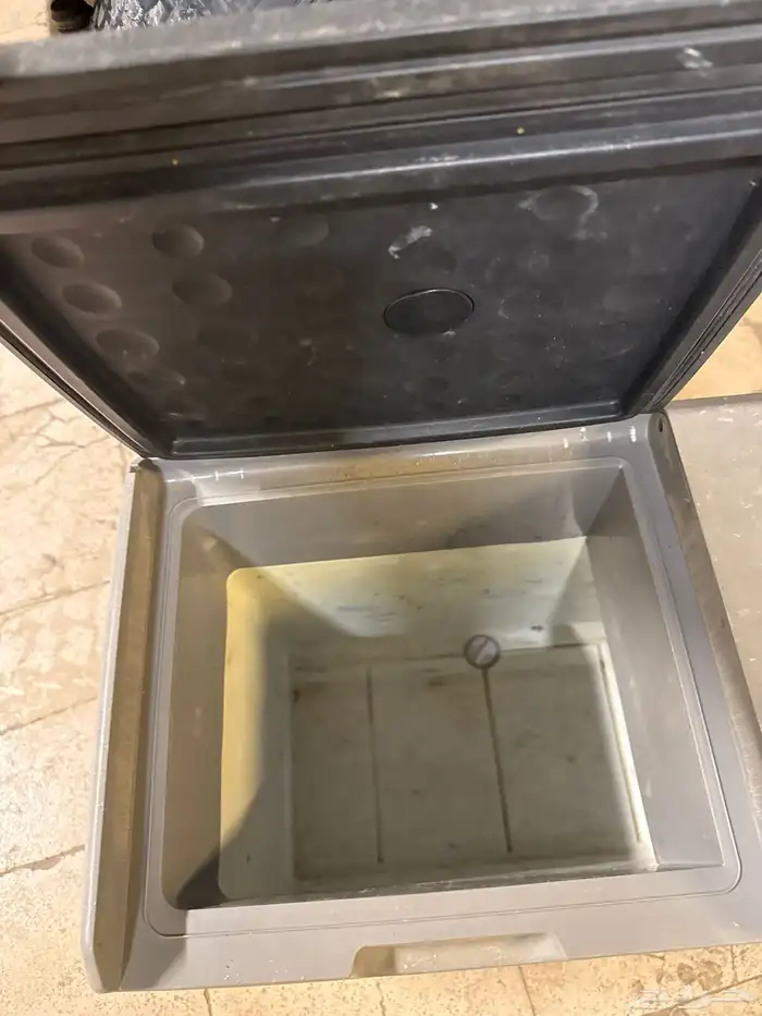 ثلاجه 40 لتر للبيع بحالتها 2