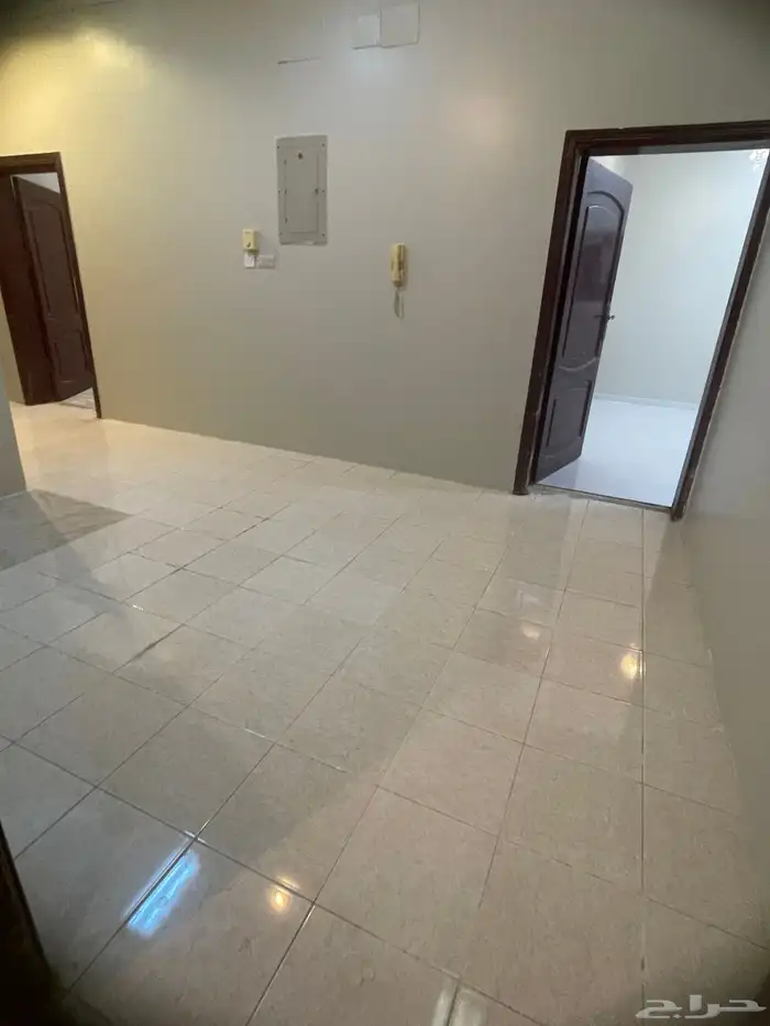 شقة 5 غرف مدخل مستقل - الليث 6