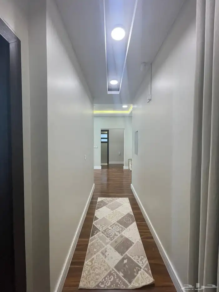 للبيع فيلا المشرقية حي الجنادرية 28