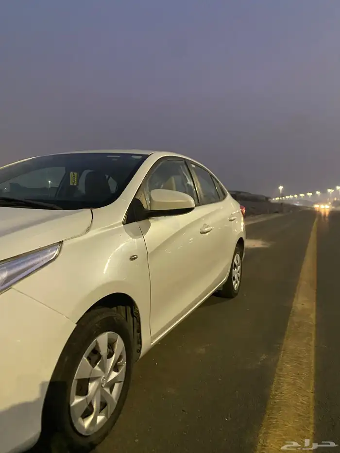 تيوتا يارس 2022 ماشي 120 2