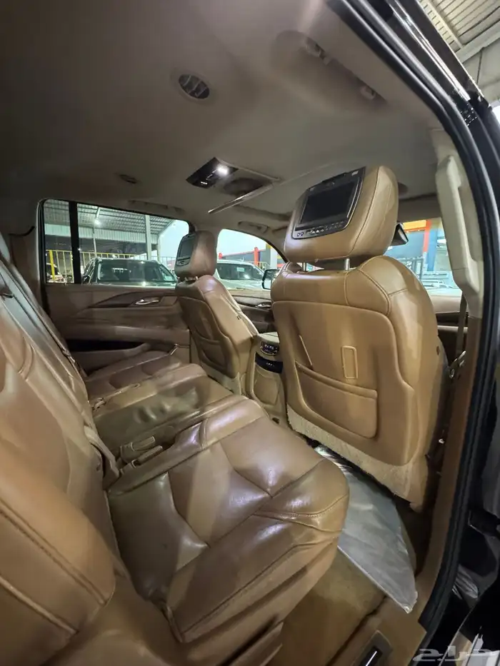 كاديلاك اسكاليد فل كامل طويل 8