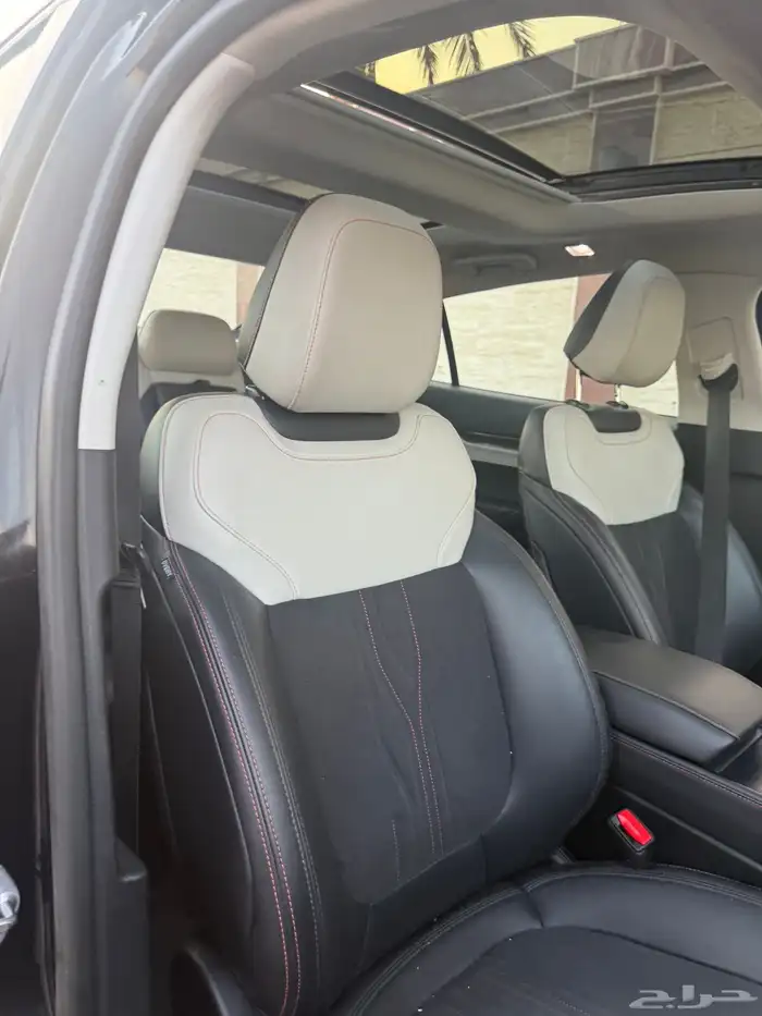 فورد_توروس_2023_تيتانيوم 45