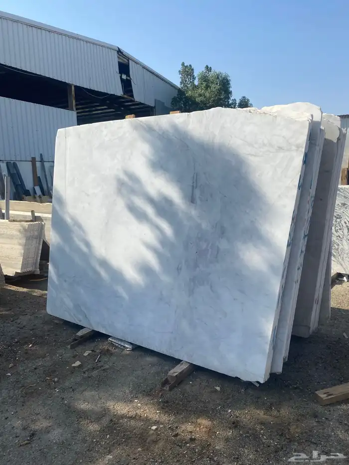 معرض ومستودع شركه مدماك للرخام والغرانيت والسيراميك 23