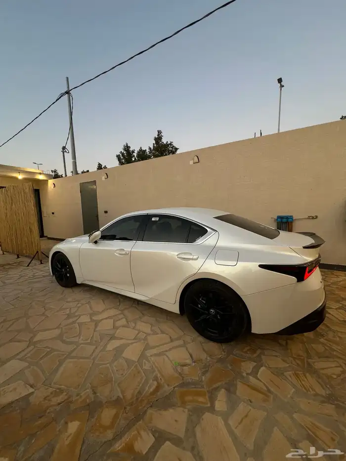 لكزس IS300 2022 2