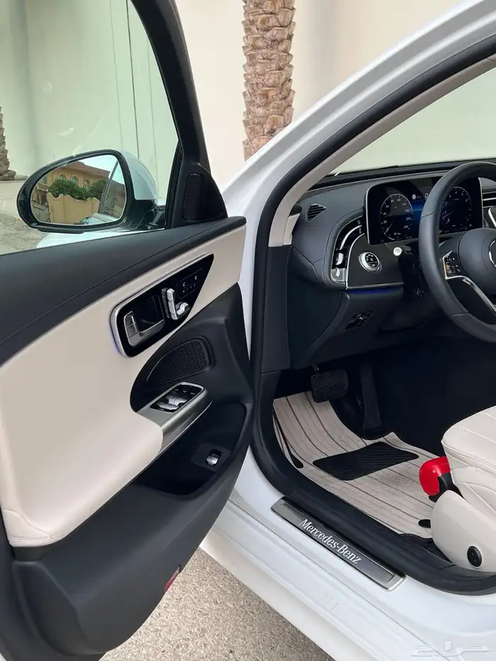 مرسيدس E 200 موديل 2025 عداد 7 آلاف كيلو ضمان الجفالي 30