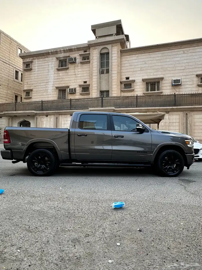 للبيع دوج رام 1500 4