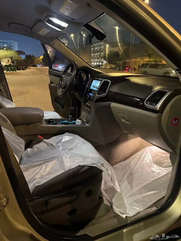 جيب قراند شيروكي 2012 7