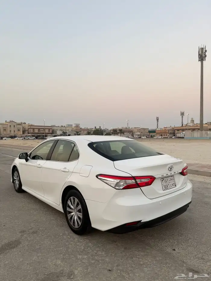 تويوتا كامري 2020 سعودي قمه بنضافه مالك واحد 10