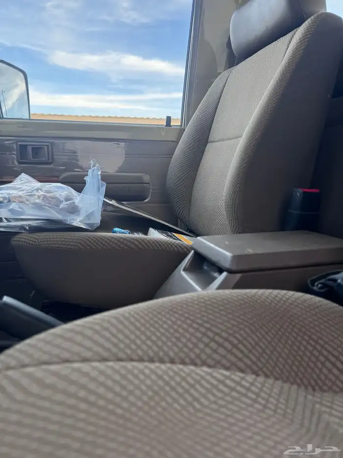 جيب ربع ( نظيف ) 72