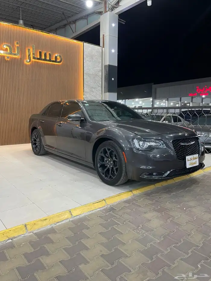 كرايسلر 300s موديل 2021 فل كامل 3
