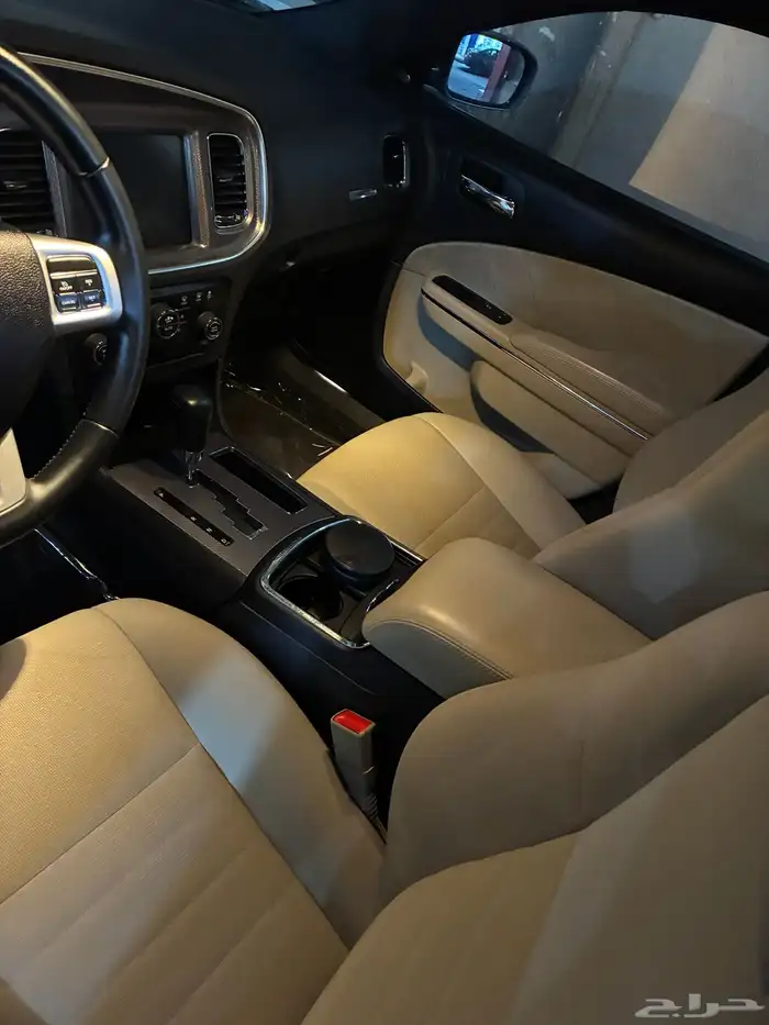 دودج تشارجر RT 2013 (هيمي)مستعملة للبيع 4