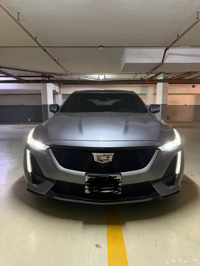 كاديلاك CT5 sport كالجديد ممشى قليل عالضمان 1