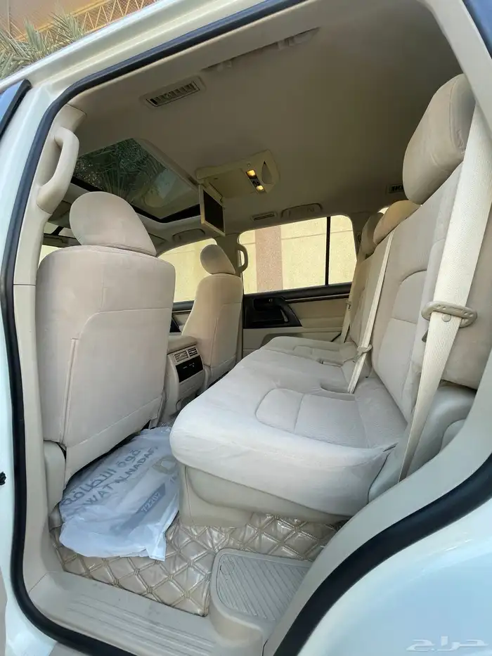 تويوتا- لاند كروزر-2019-GXR-ديزل- V8-قمه النظافة 14