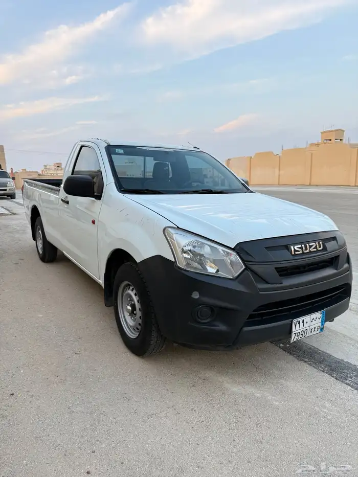 ايسوزو ديماكس 0