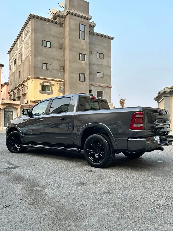 للبيع دوج رام 1500 3