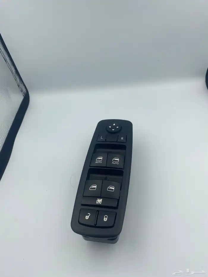 مجموعة ازرار قزاز دوج رام 1