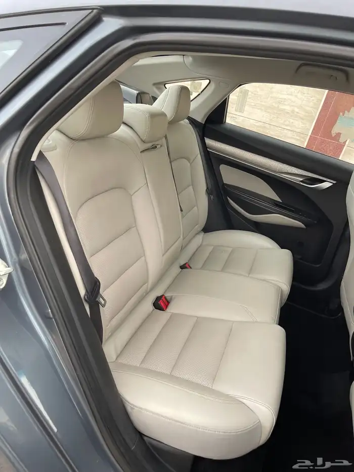 جيلي_بينراي_2022_نص فل 47