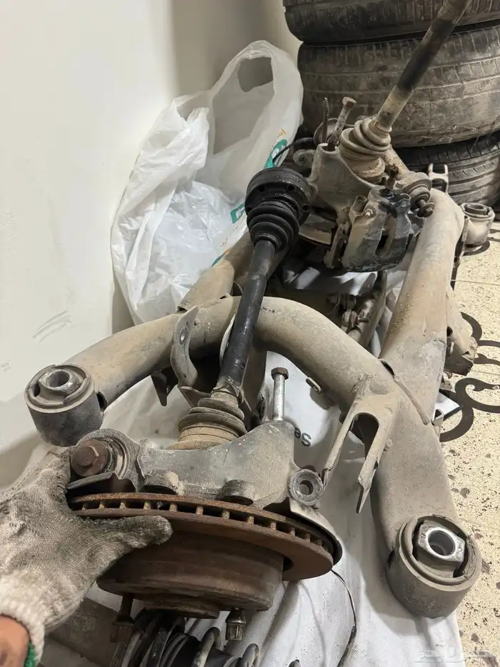 راجع عنواني اسابق بي ام 540 محول كاملهm5 1