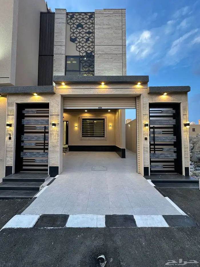 للبيع شقه ارضيه 6غرف بحوش ومدخل سياره بدره الموسي550الف 0