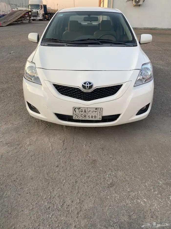 يارس 2010 قير عادي 0