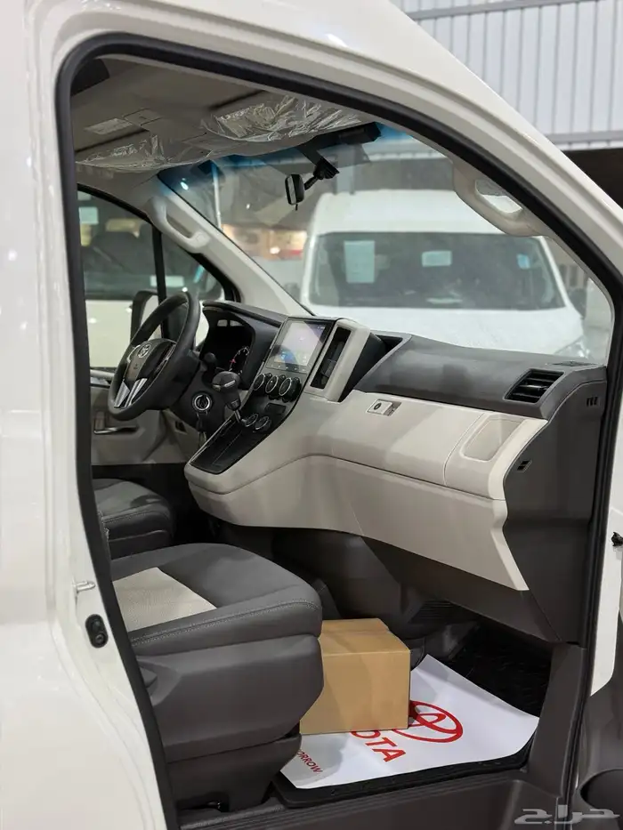 تويوتا هايس 2025 GL ( 13 ركاب - أوتوماتيك- ديزل - سقف عالي) 12