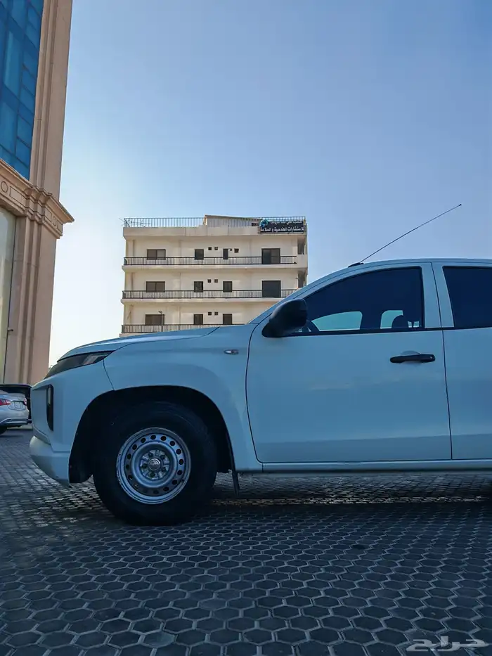 بكب ايسوزو و ميتسوبيشي غمارة وغمارتين ديزل 80