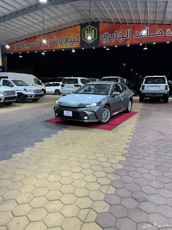تويوتا كامري E-PLUS هايبرد 2025جديد سعودي 109.000 شامل 0