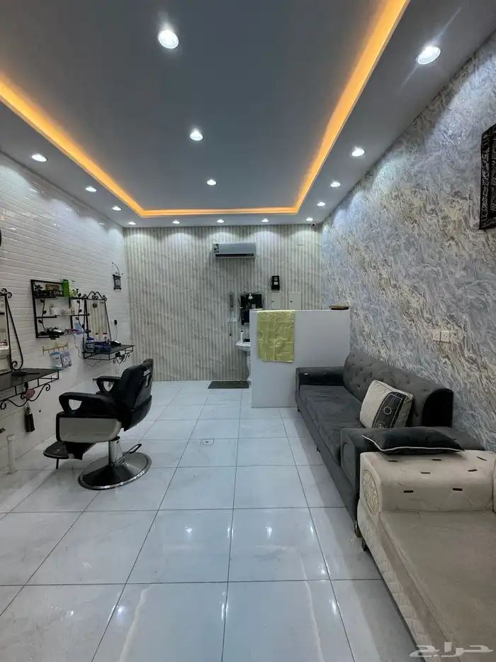 صالون حلاقة بأدواته 4