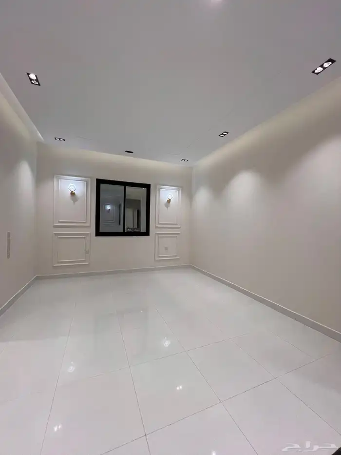 للبيع ادوار ارضيه وادوار علويه خلف المعارض خميس مشيط 13