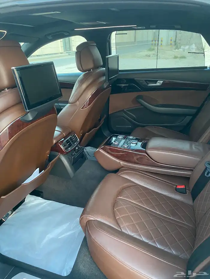 اودي 2014 A8L وكالة 16