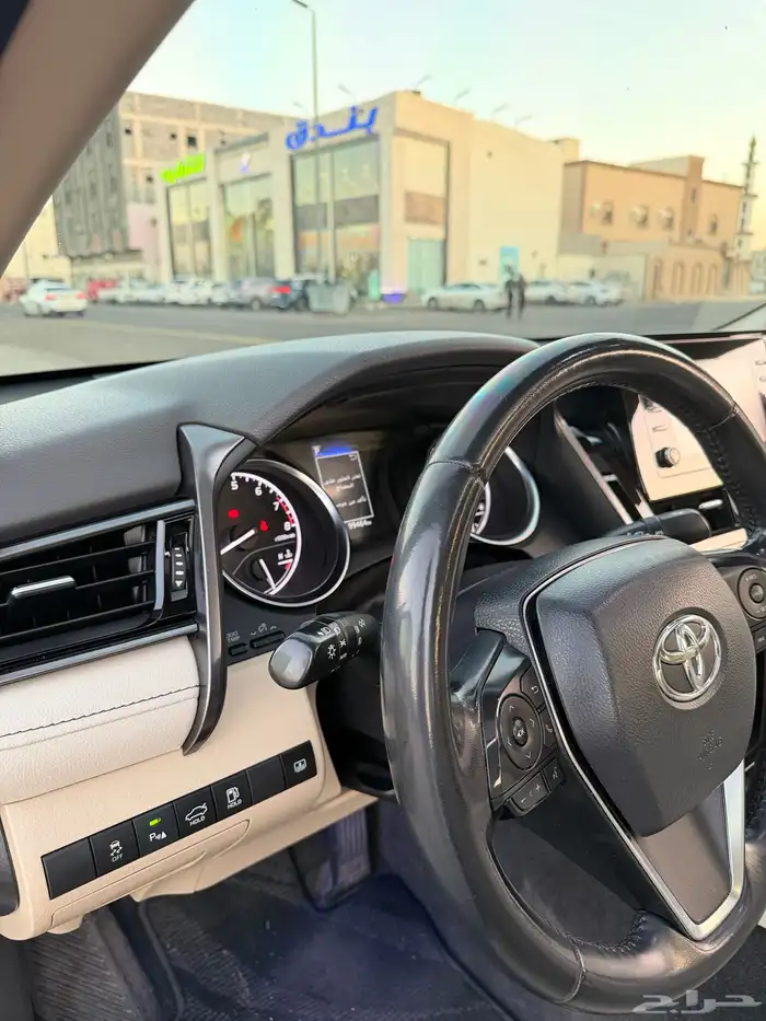 كامري تيتانيوم فل كامل 2023 8