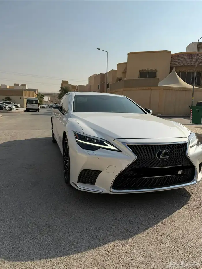 للبيع لكزس 2022 نظيفه 17