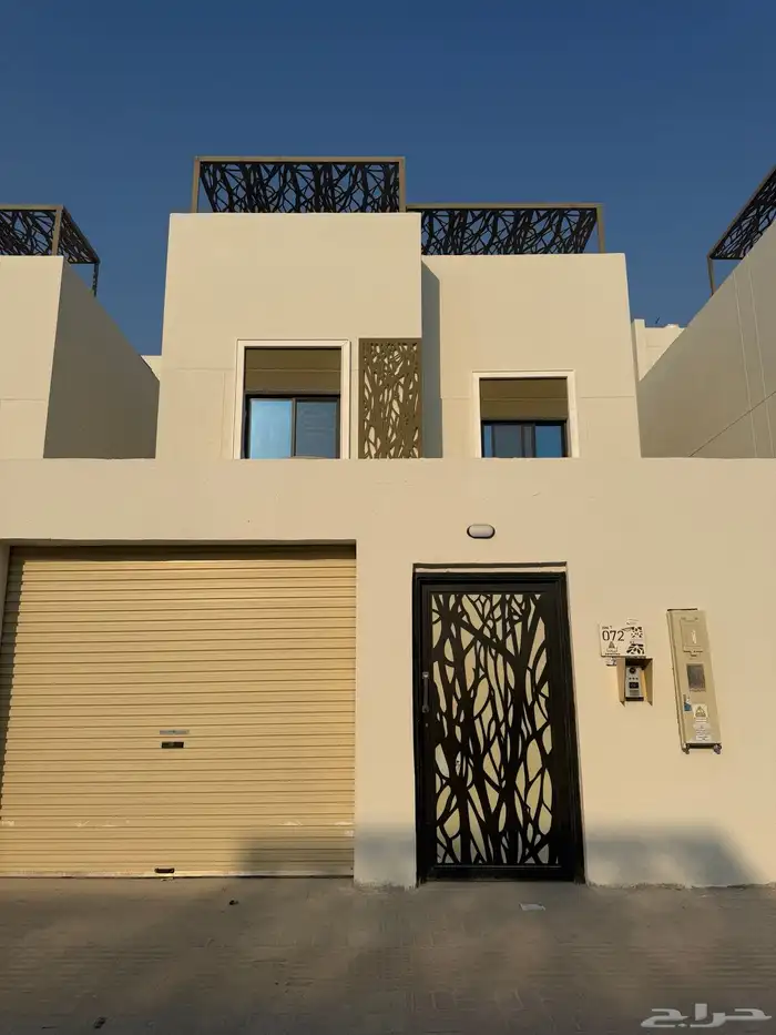 للإيجار فلة بالدمام حي الفرسان 1