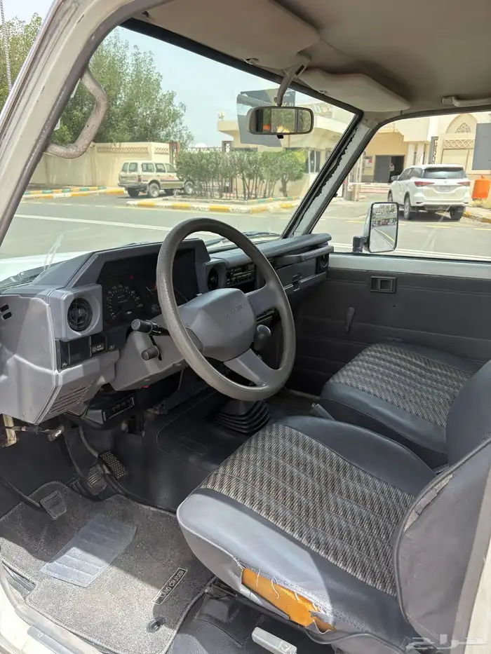 جيب ربع نظيف مديل 98 3