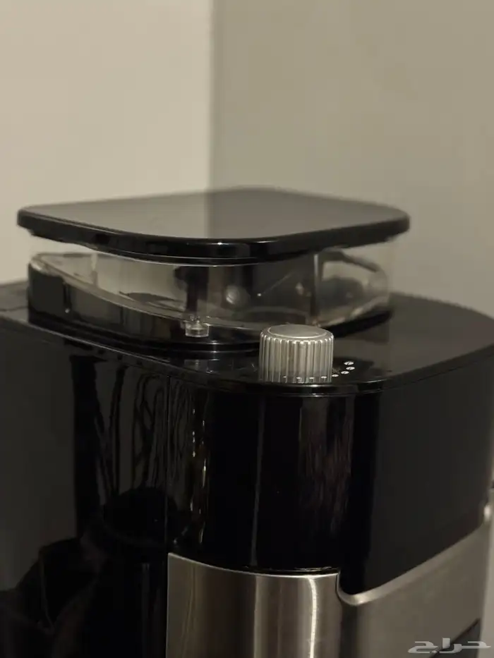 استخدام بسيط وتعمل بالمس وفيها مؤقت لصنع القهوه وطحانه 1