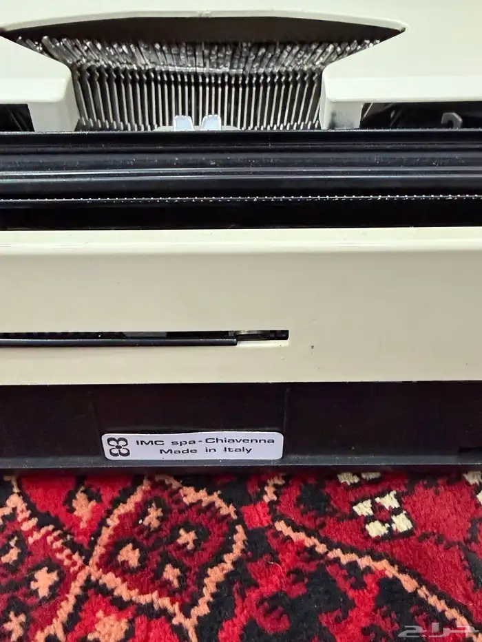 الة كتابة قديمة 5