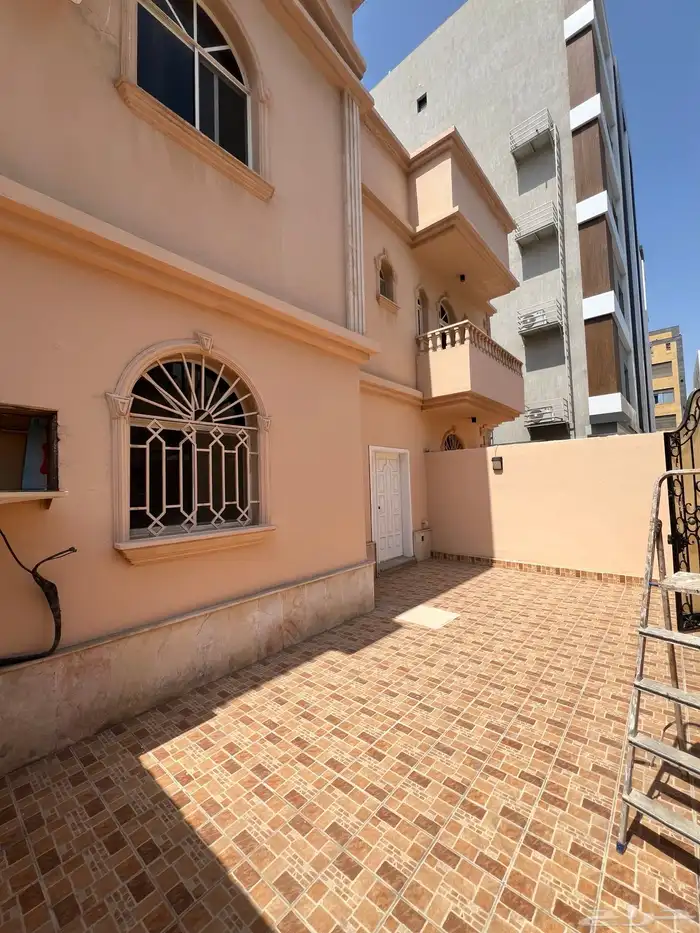 فيلا دوبلكس للإيجار بحي الزهراء بجدة 2